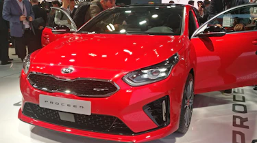 Kia Proceed front