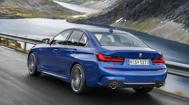 BMW 3 Series 2019 rear tracking