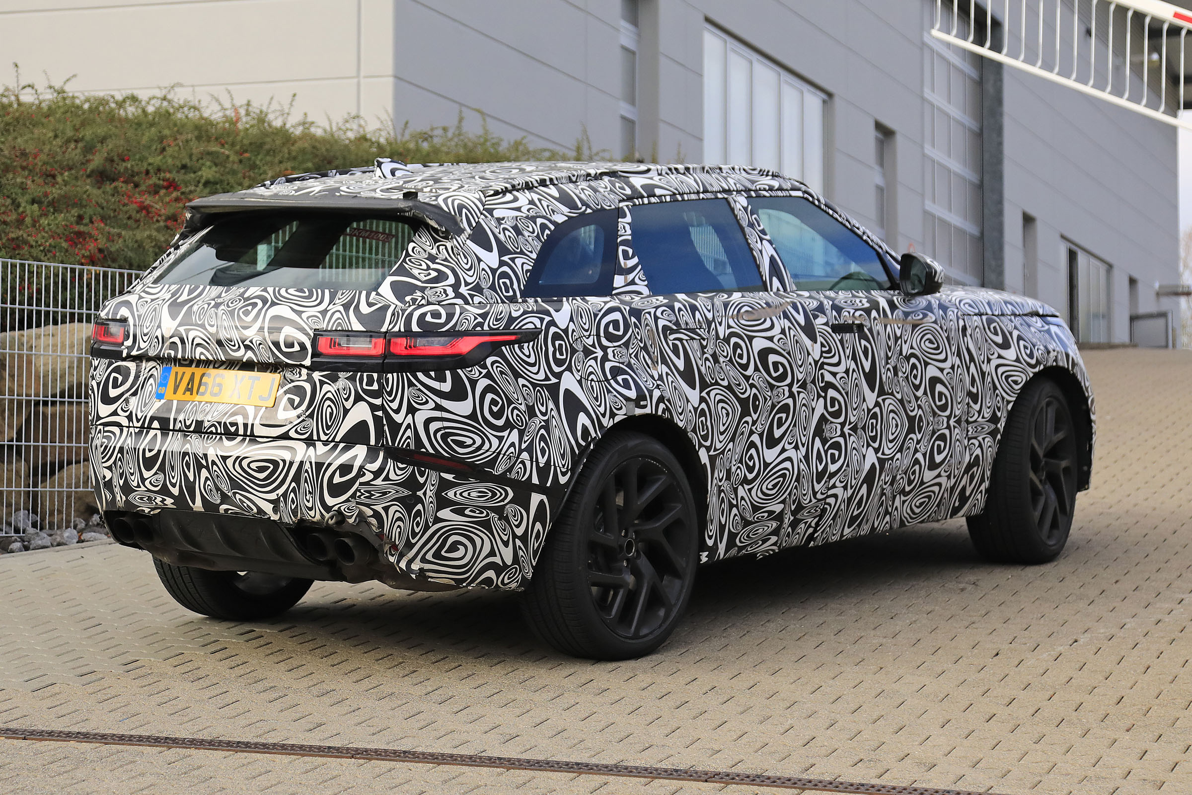 Range Rover Velar SVR rear spy shot