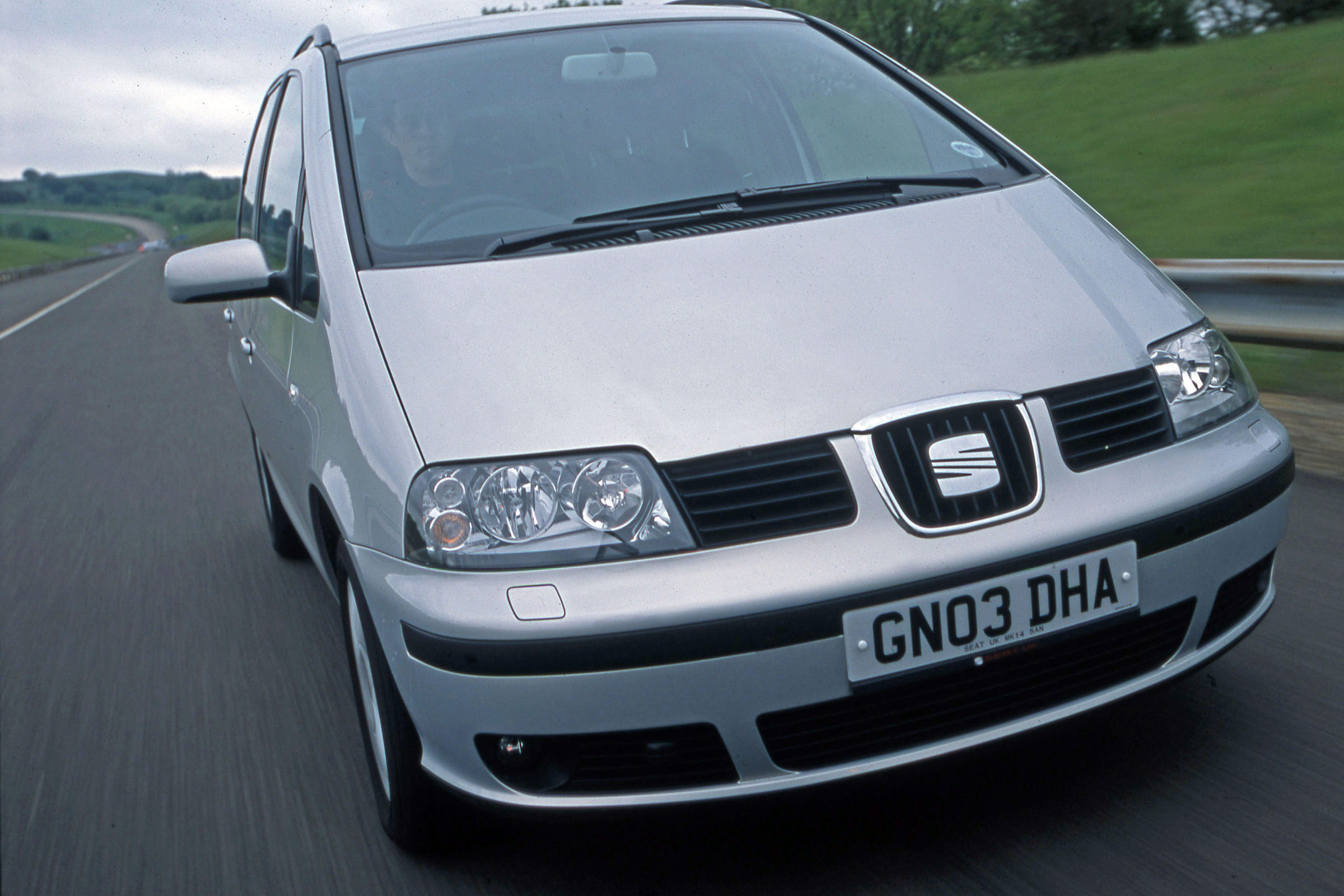 SEAT Alhambra front
