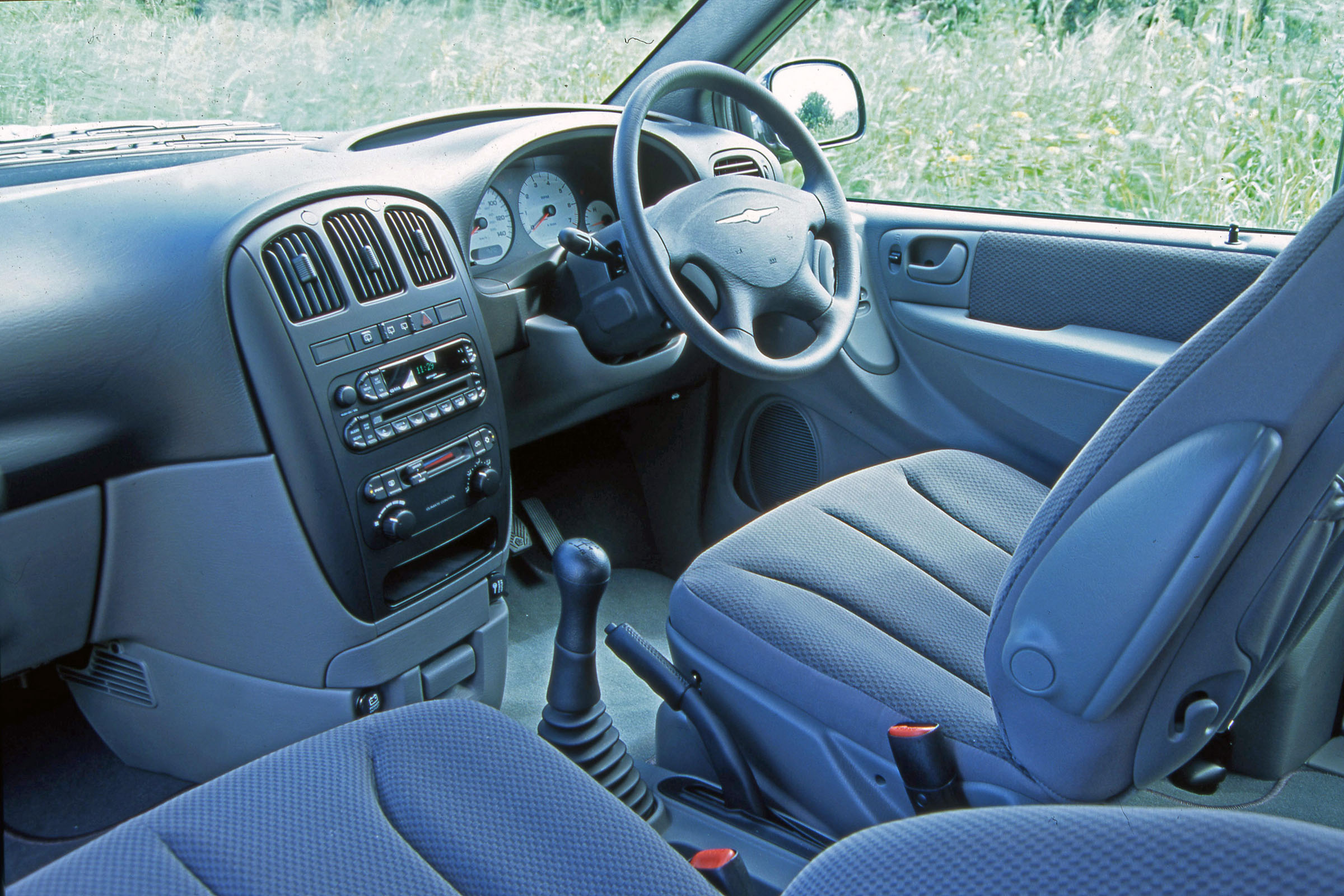 Chrysler Voyager interior