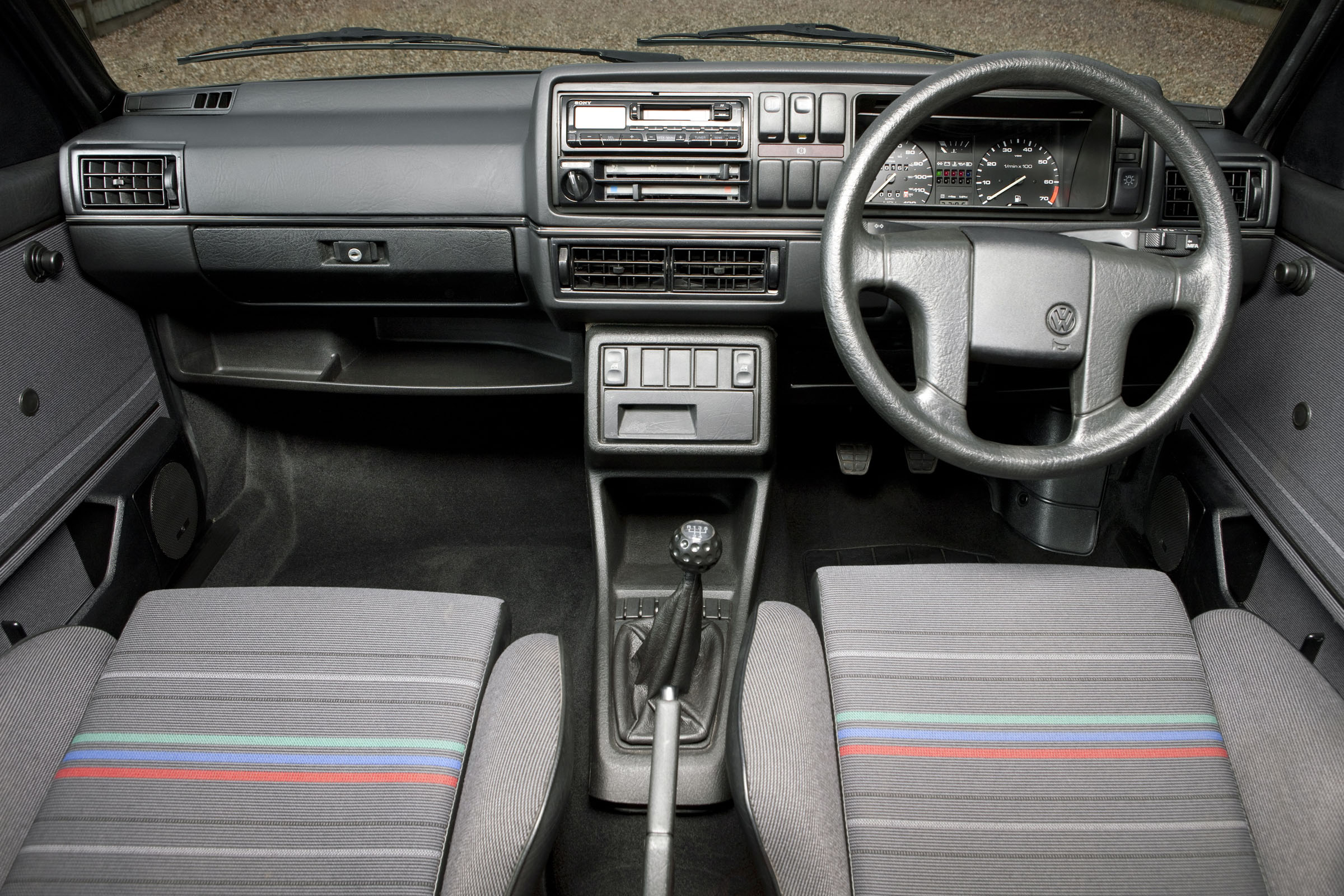 VW Golf GTI Mk2 interior