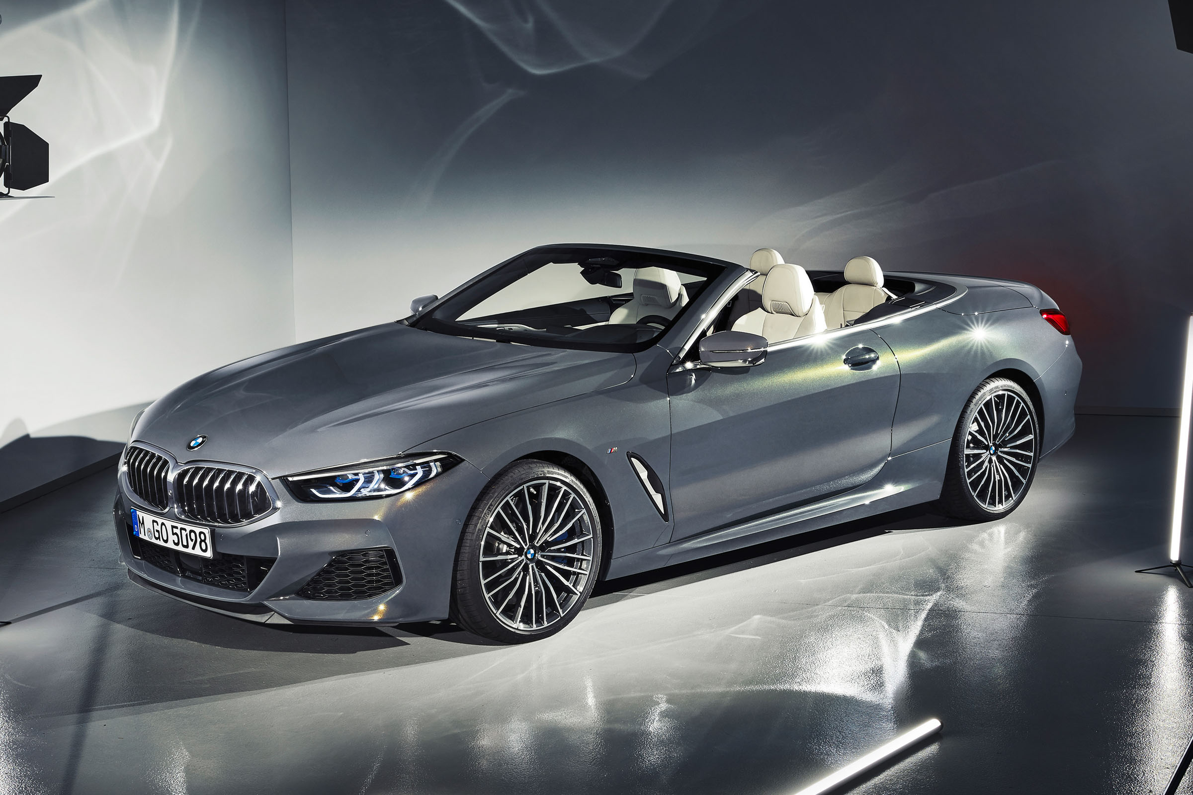 2019 BMW 8 Series Convertible front