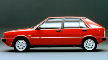Lancia Delta HF Turbo side