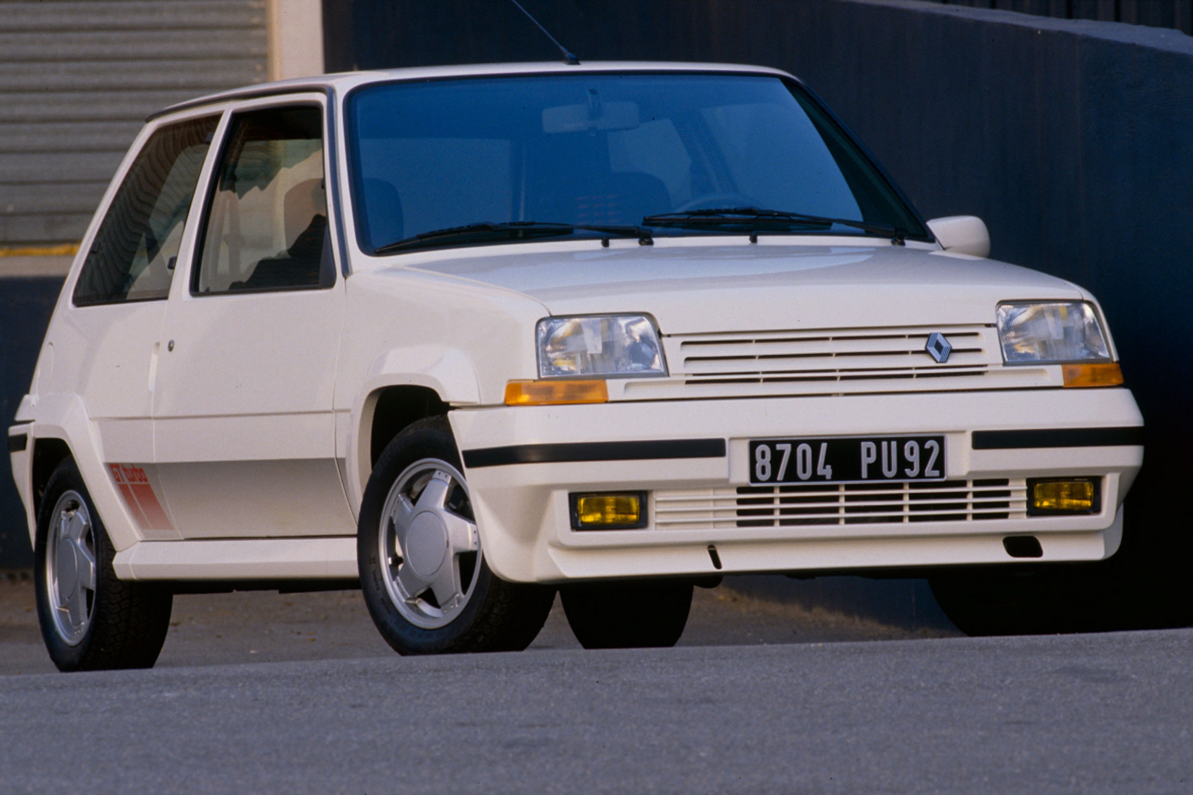 Renault 5 GT Turbo front