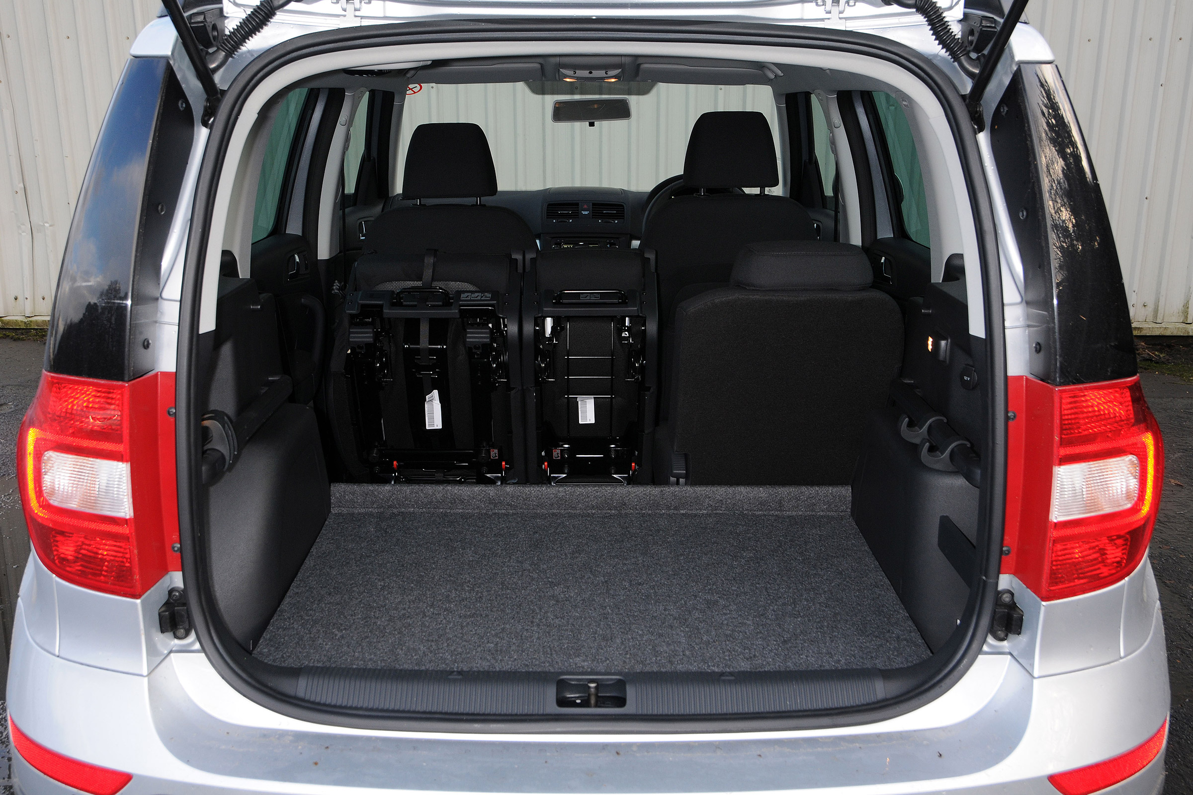 Skoda Yeti boot seats down