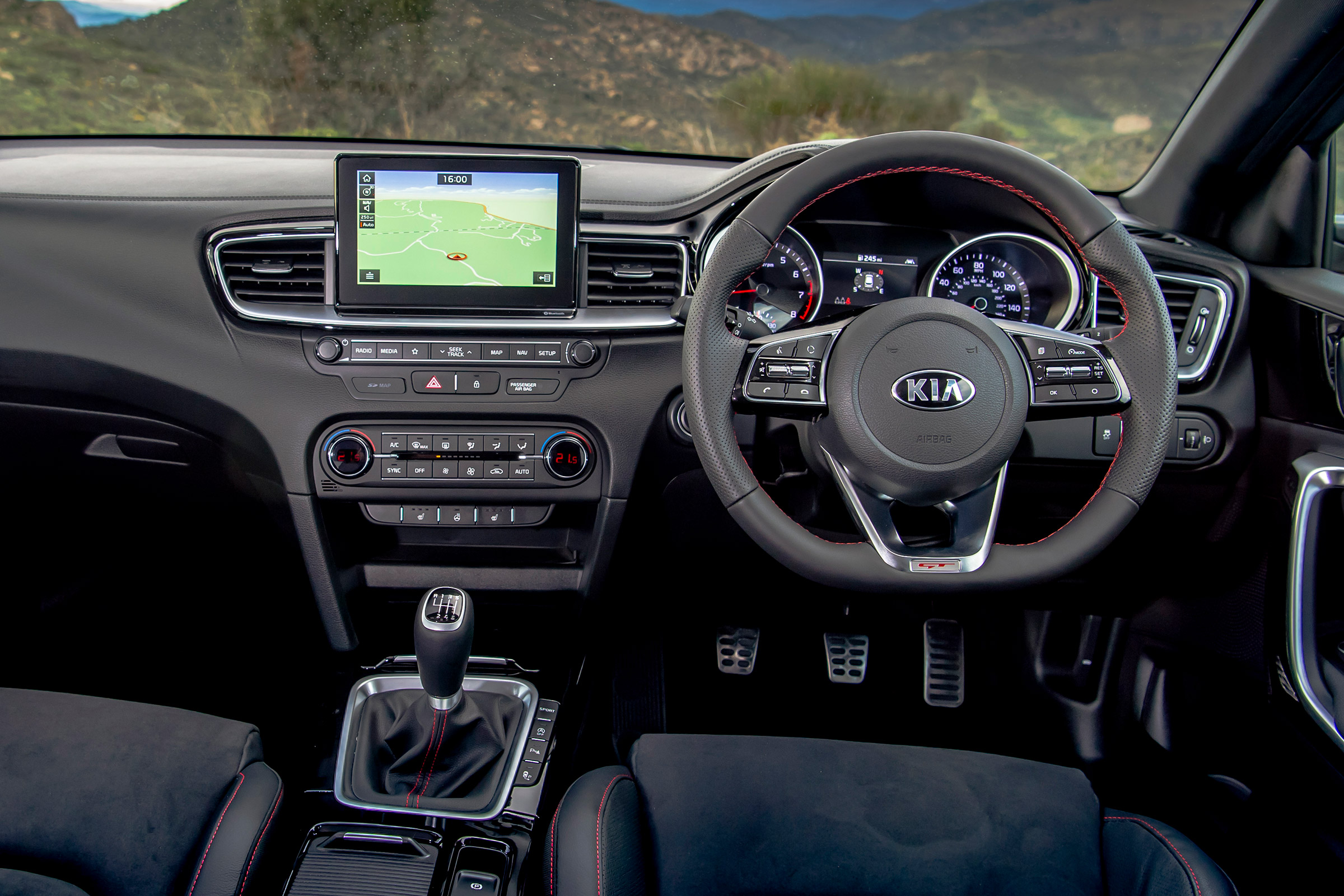 kia ceed gt interior