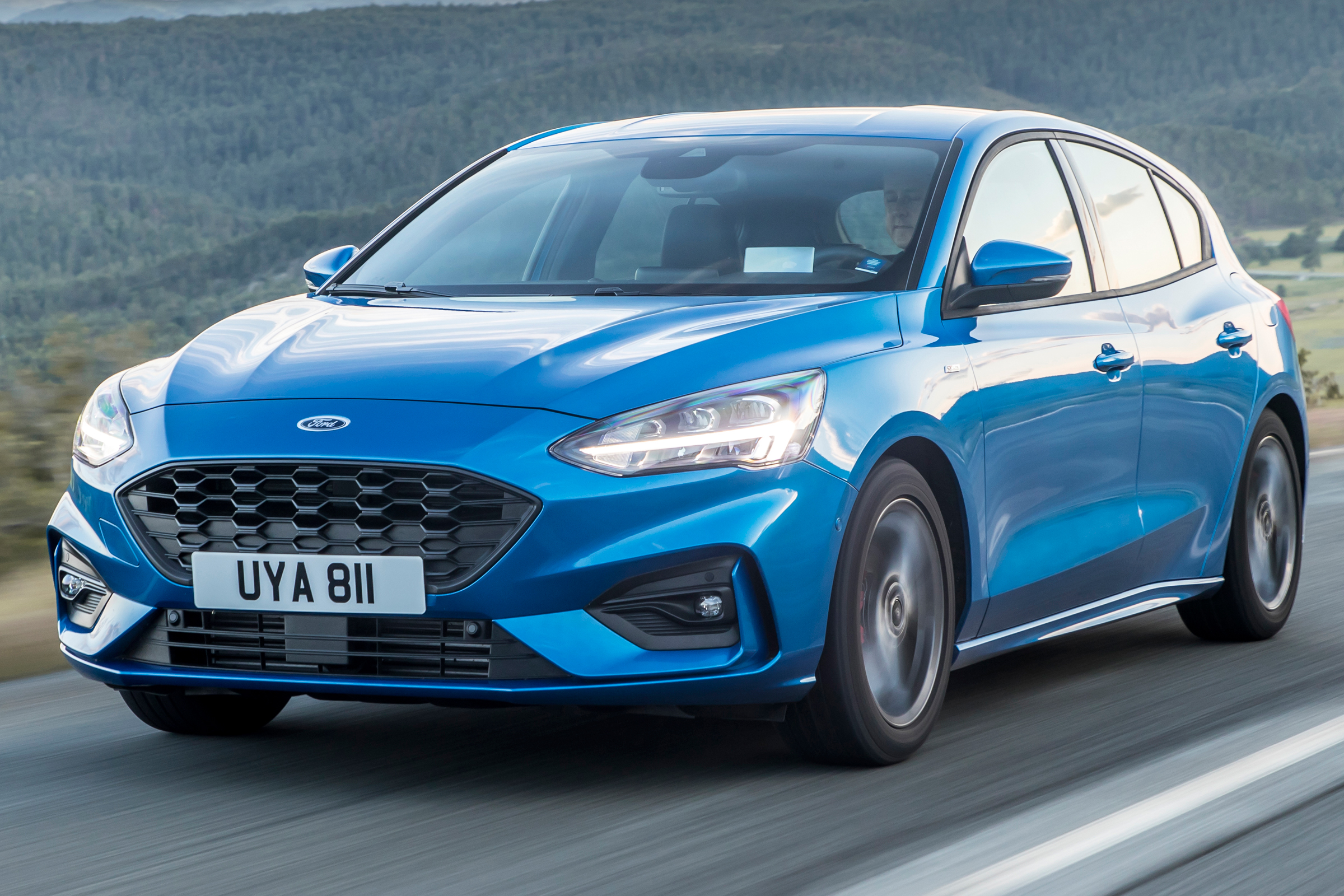 Ford Focus ST-Line driving