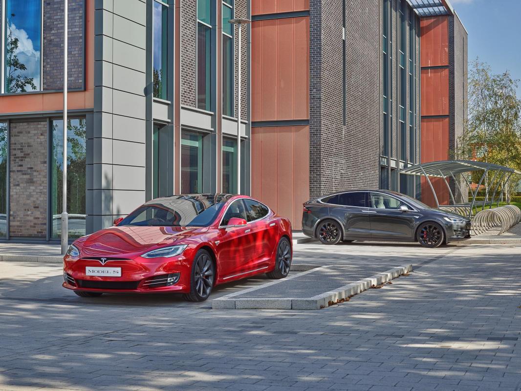 Tesla Model S and Model X