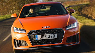 Audi TT Coupe front tracking