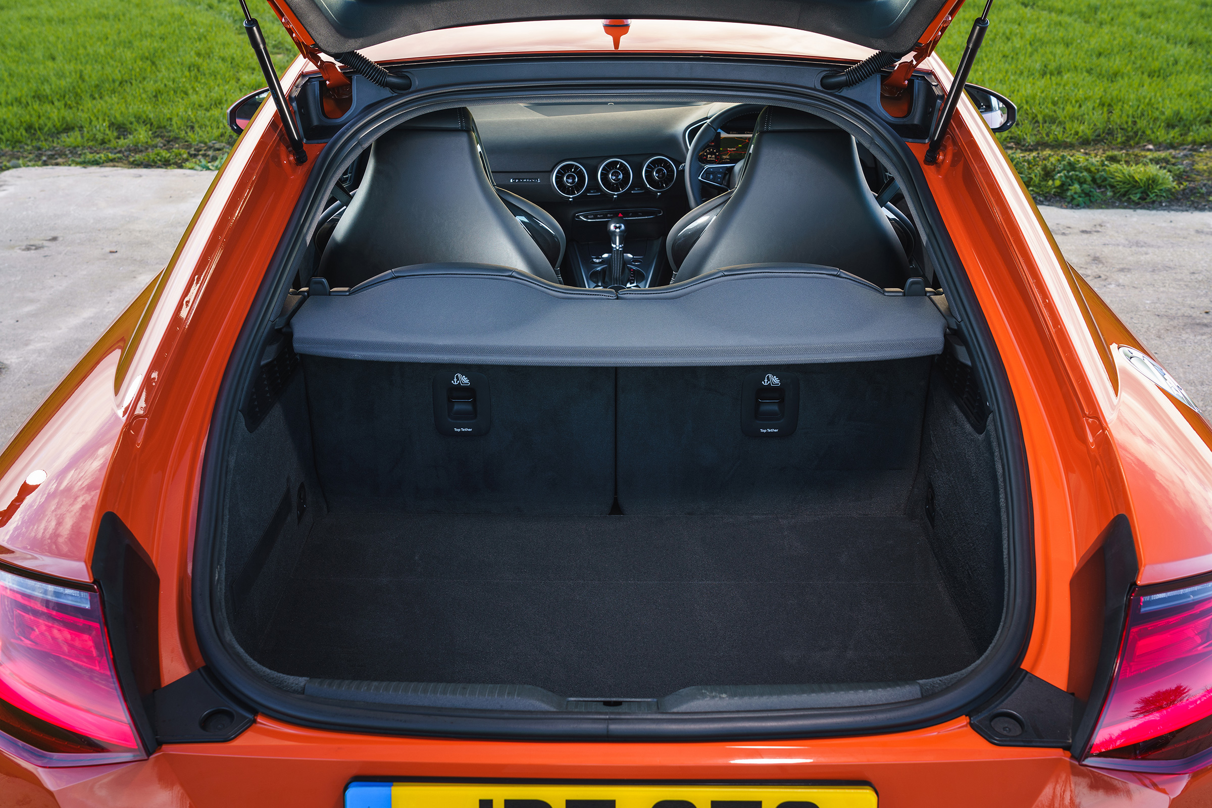 Audi TT Coupe boot