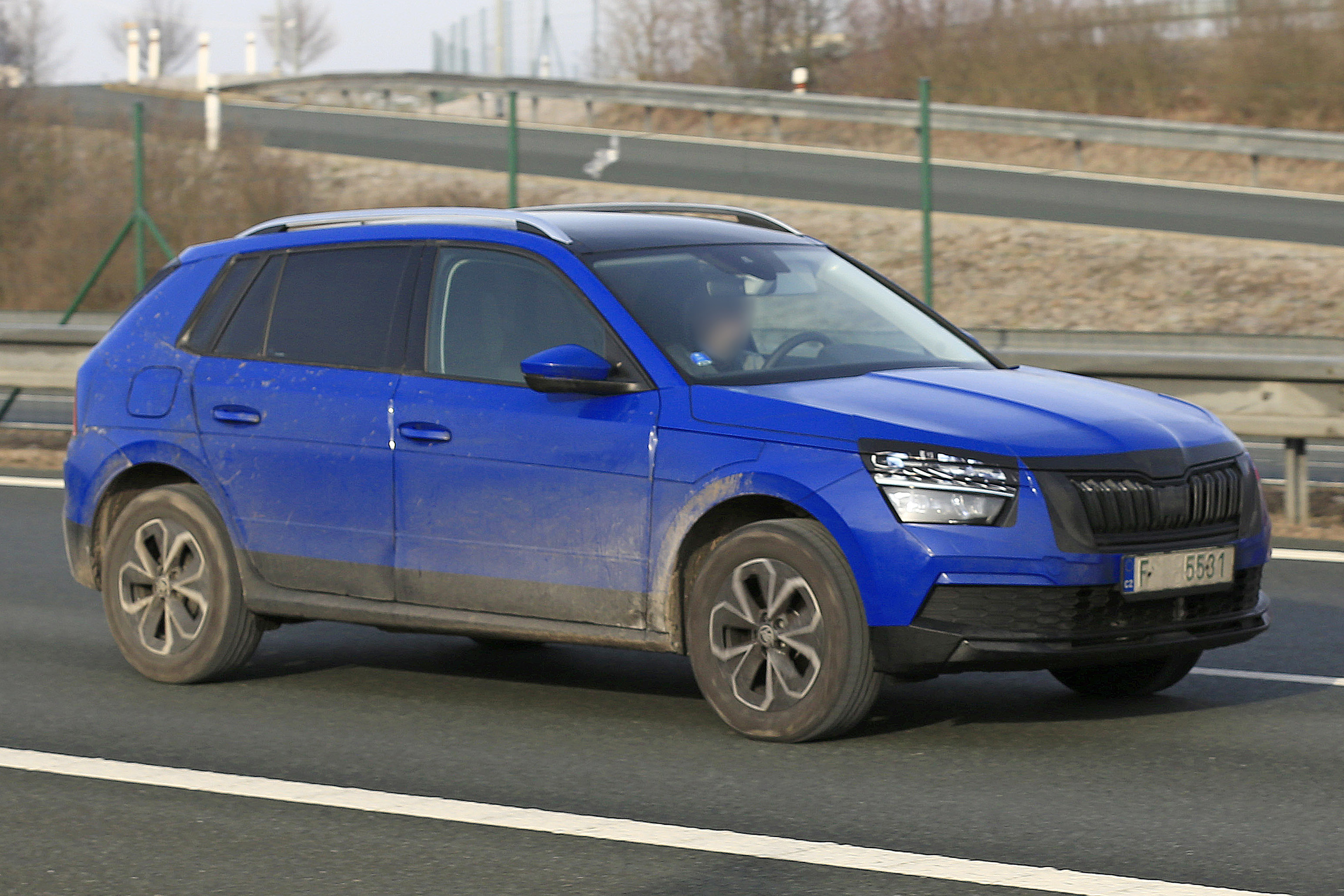 Blue Skoda Kamiq front side view