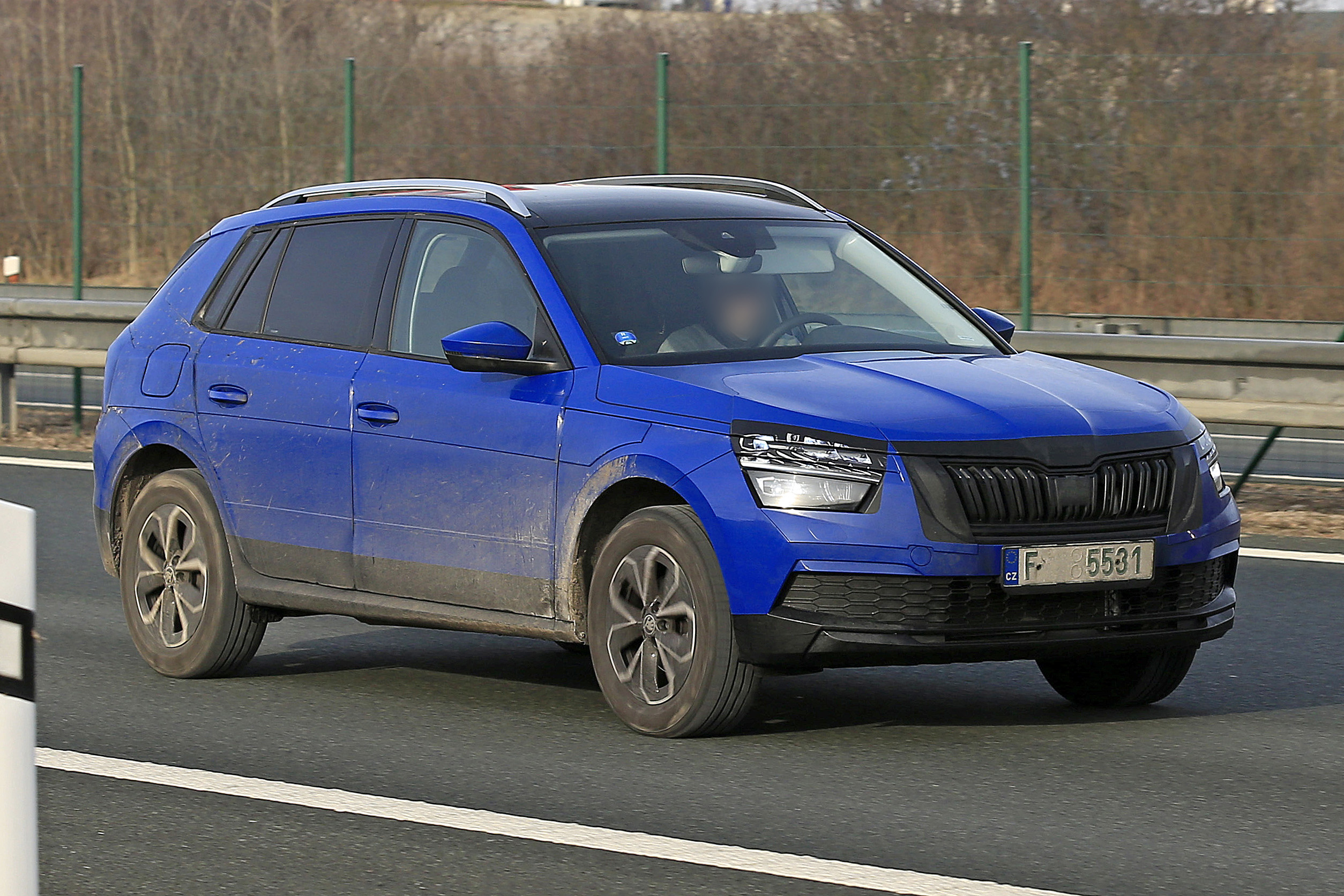 Blue Skoda Kamiq front tracking