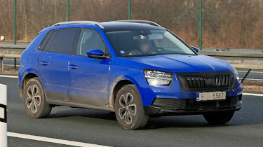 Blue Skoda Kamiq front tracking