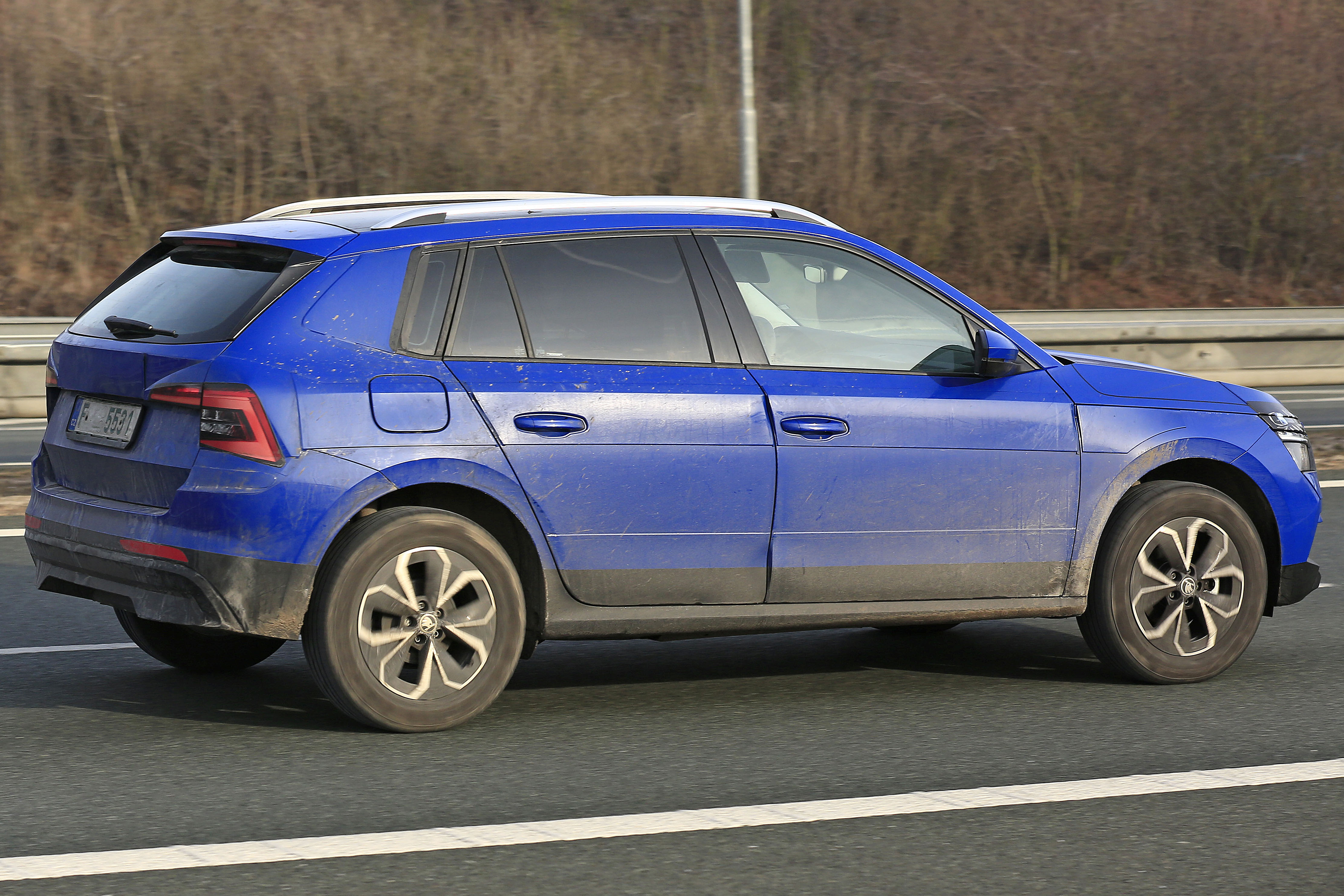 Blue Skoda Kamiq side view