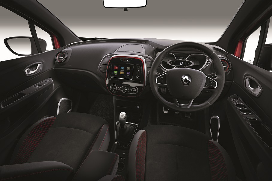 Renault Captur S Edition interior