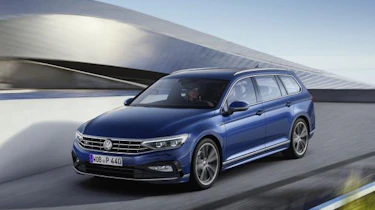 Volkswagen Passat 2019 front tracking