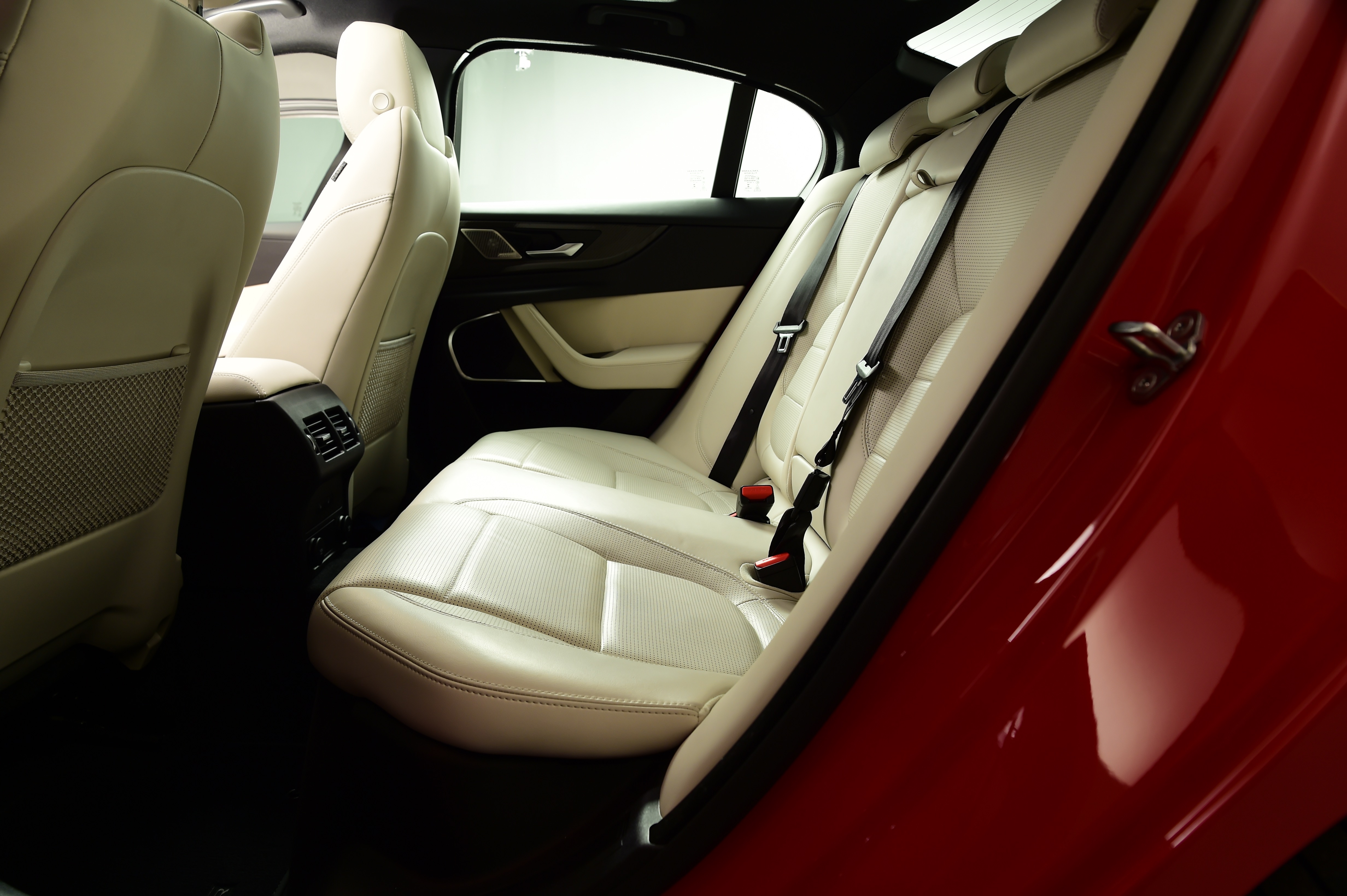 2019 Jaguar XE - rear seats
