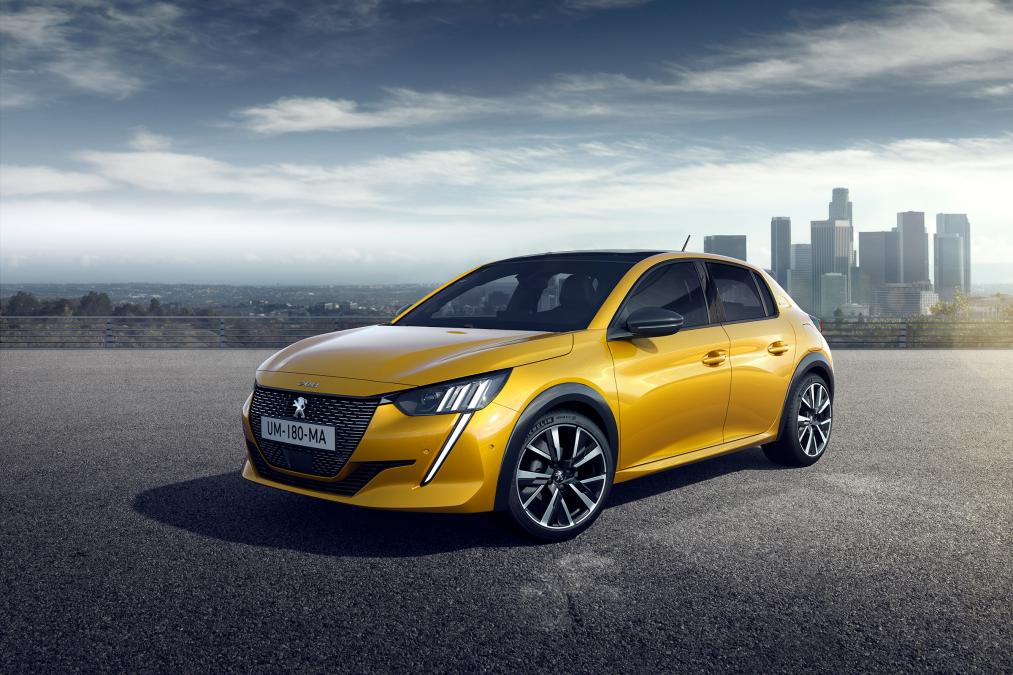 Peugeot 208 2019 front quarter