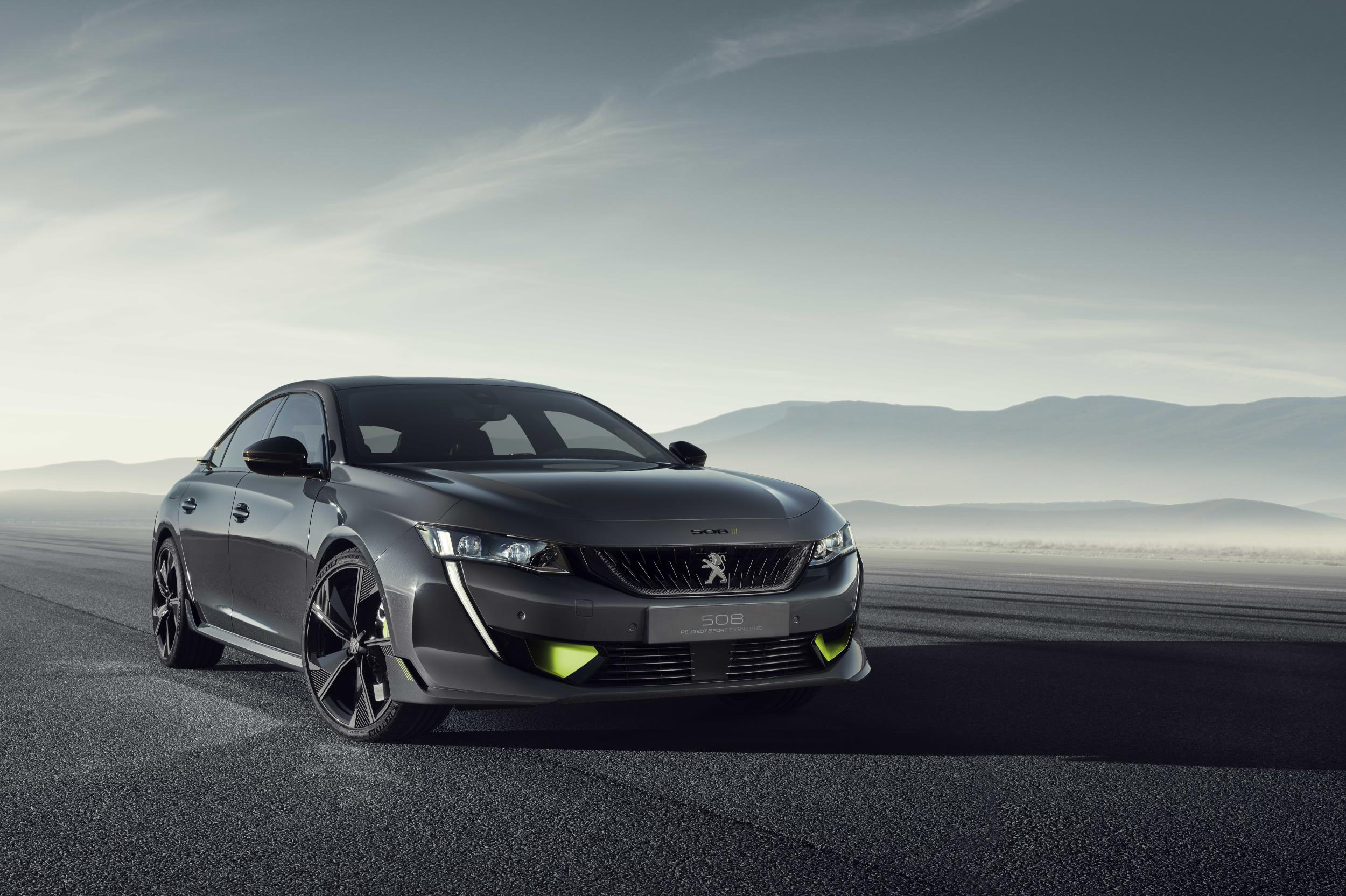 Peugeot 508 Sport hybrid front
