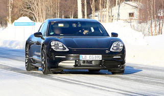 Porsche Taycan Cross Turismo