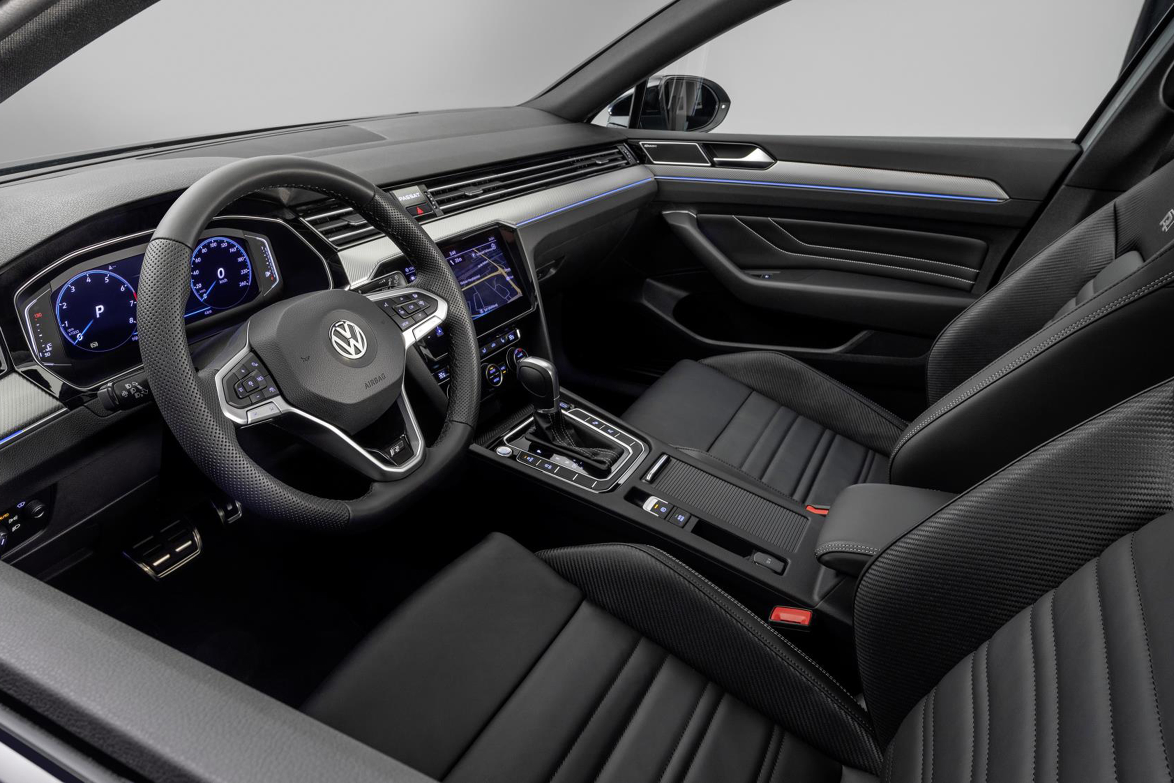 VW Passat Estate R-Line Edition interior