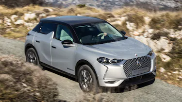 DS 3 Crossback E-Tense pre-production front action