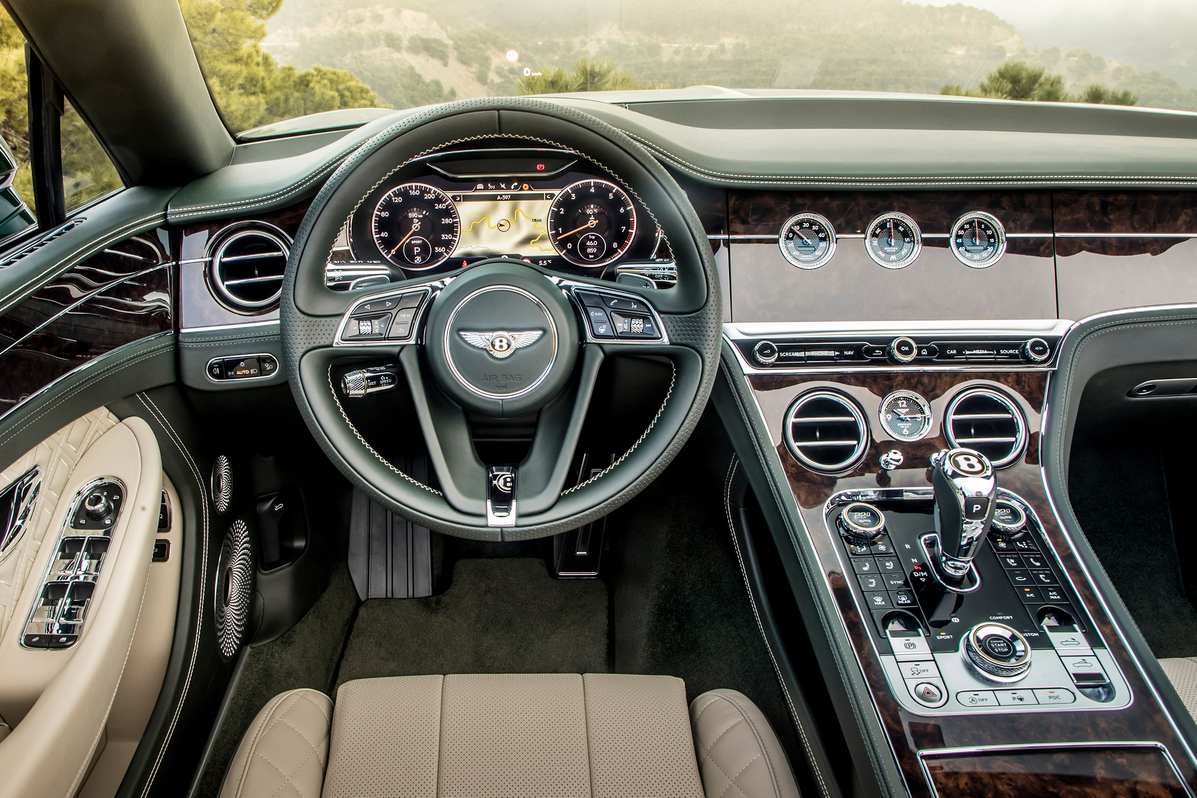 Bentley Continental GT Convertible dashboard