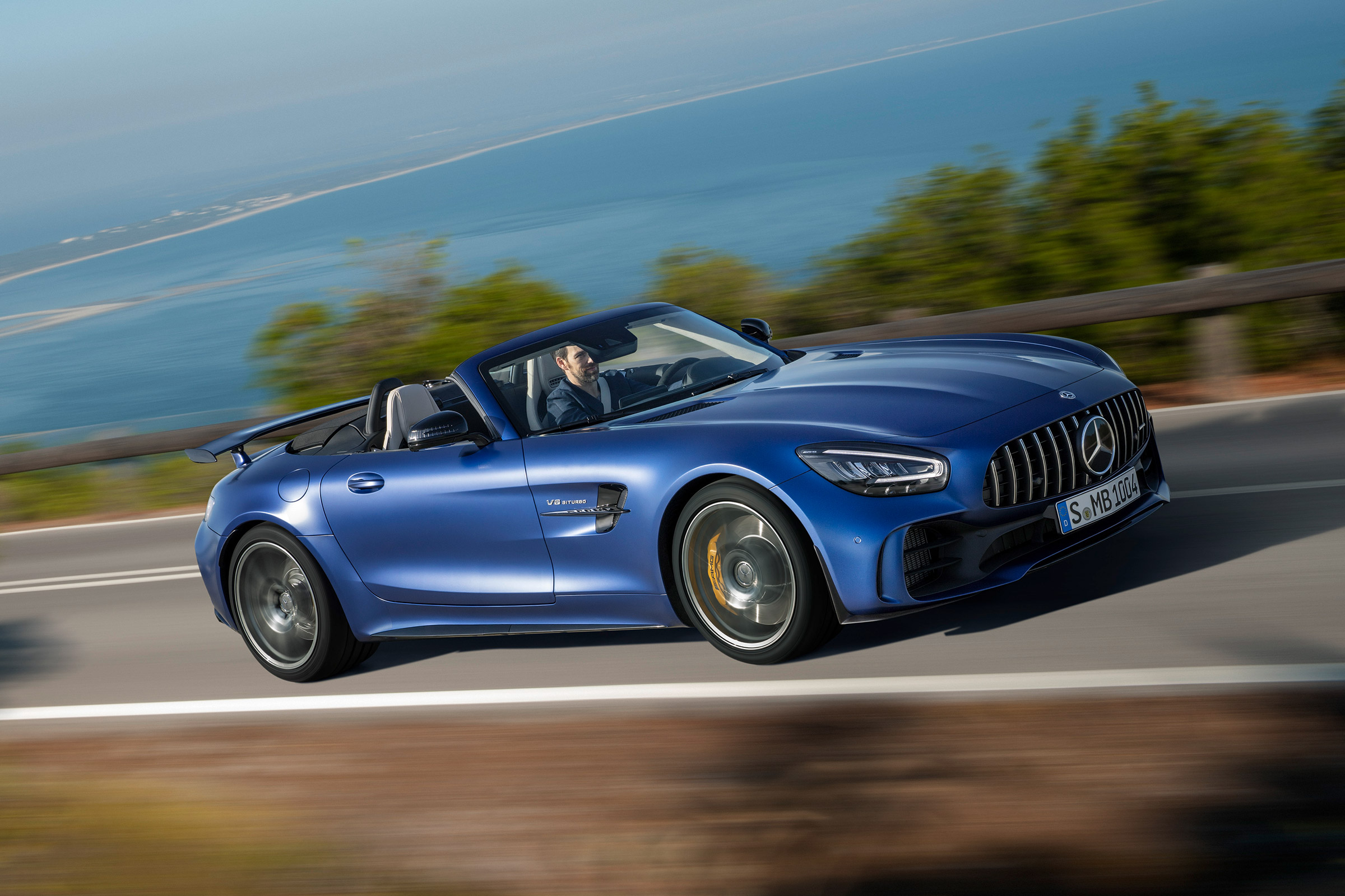 Mercedes-AMG GT R Roadster side action