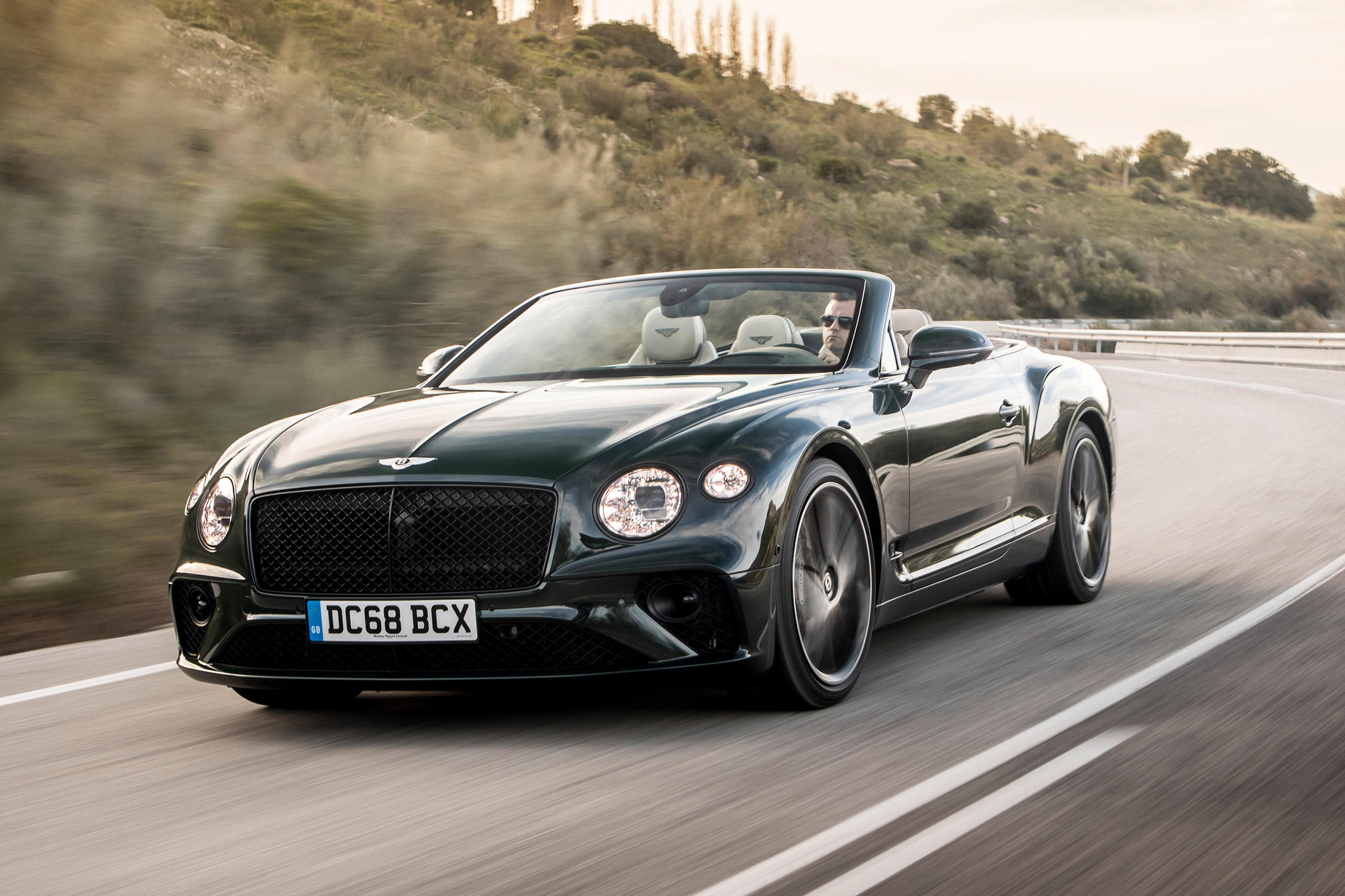 Bentley Continental GT Convertible nose tracking