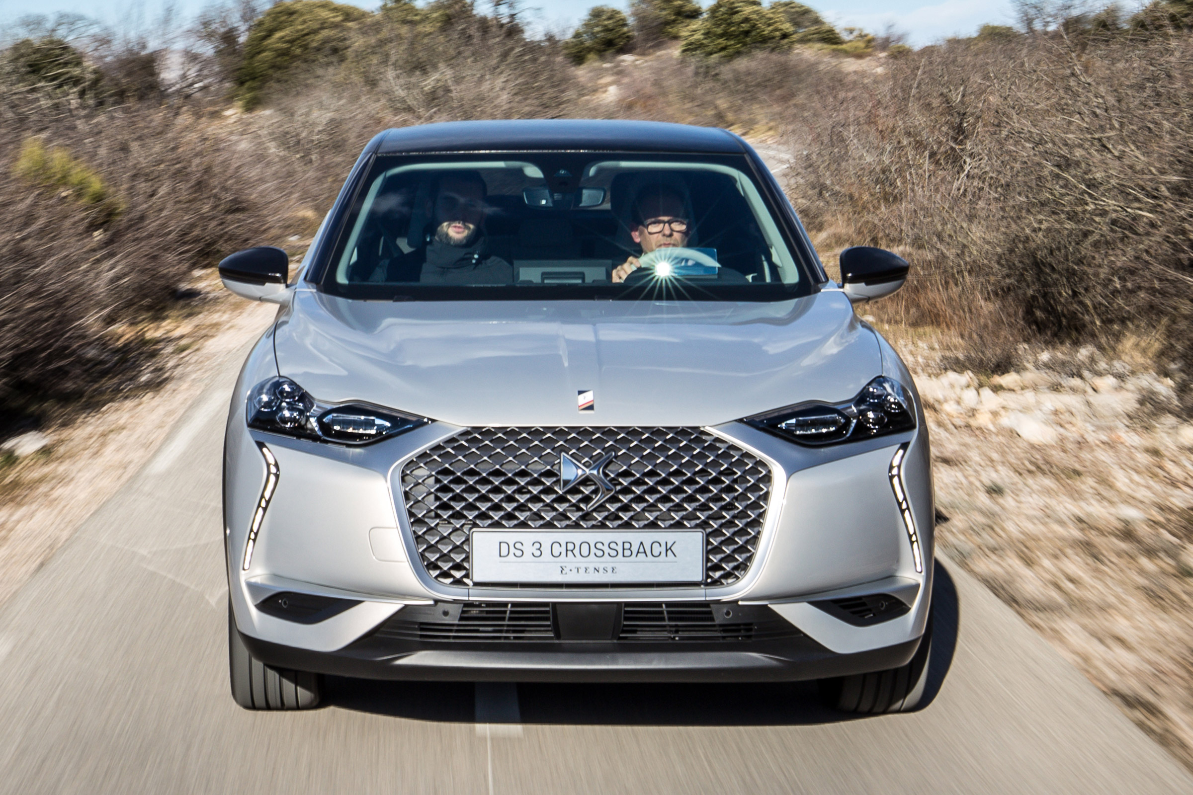 DS 3 Crossback E-Tense pre-production nose action