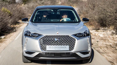 DS 3 Crossback E-Tense pre-production nose action