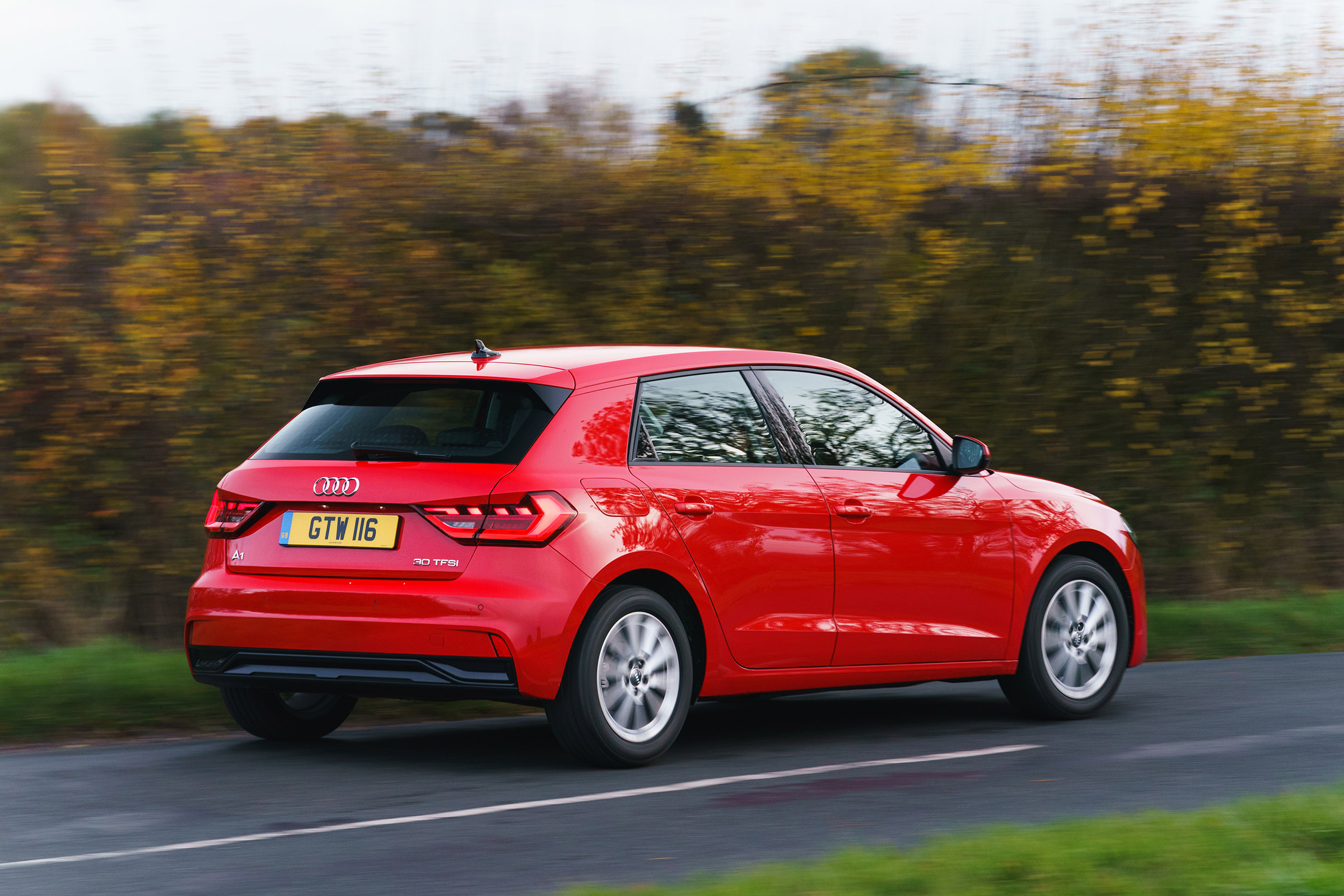 Audi A1 2019 rear tracking