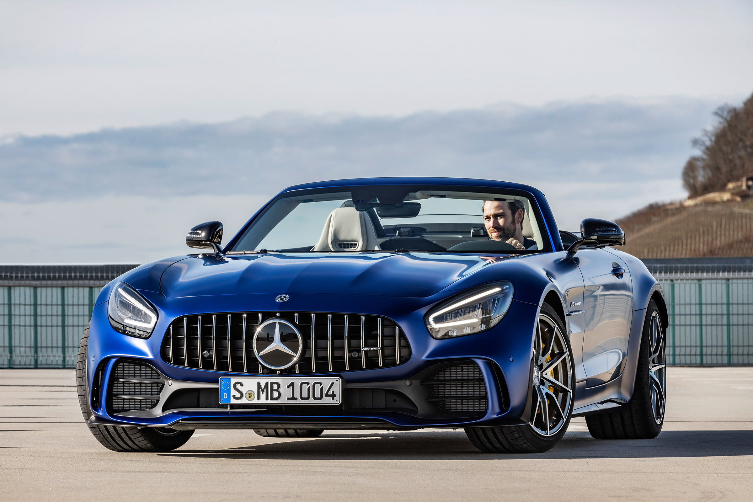 Mercedes-AMG GT R Roadster front roof down