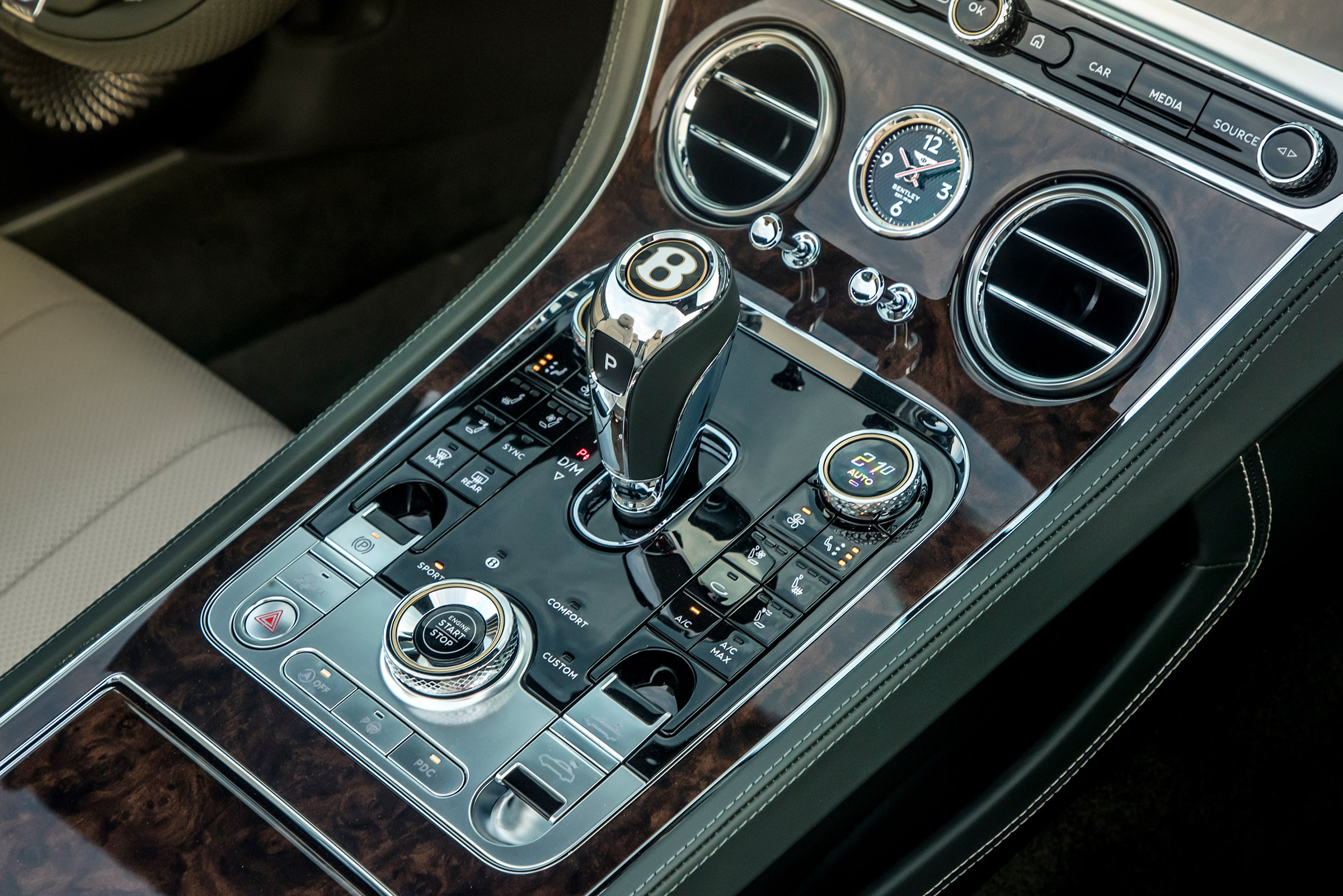 Bentley Continental GT Convertible centre console