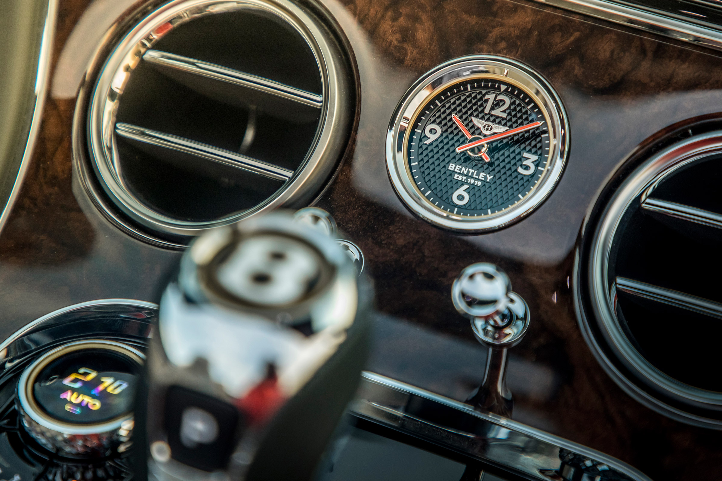 Bentley Continental GT Convertible clock