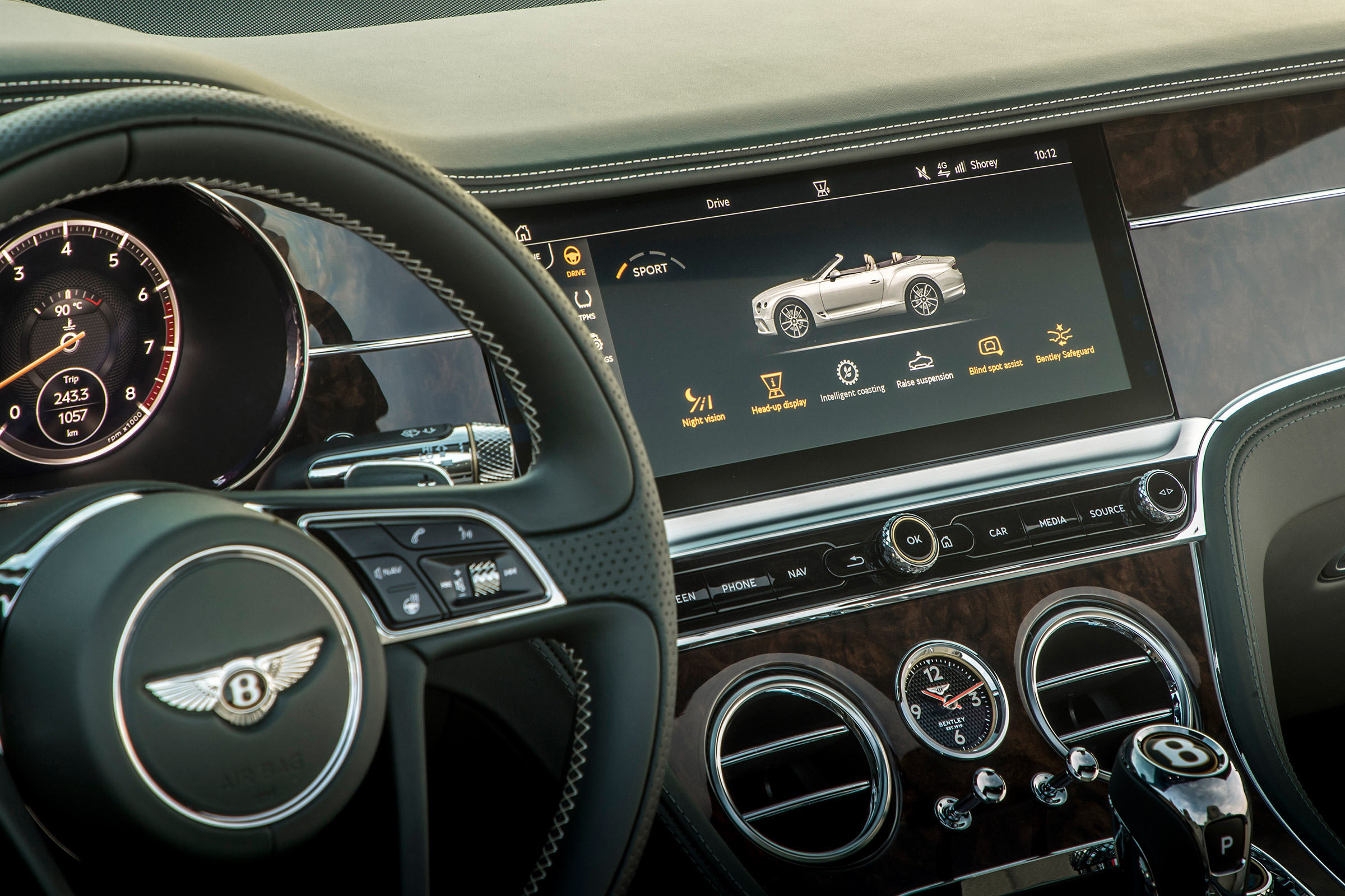 Bentley Continental GT Convertible infotainment display