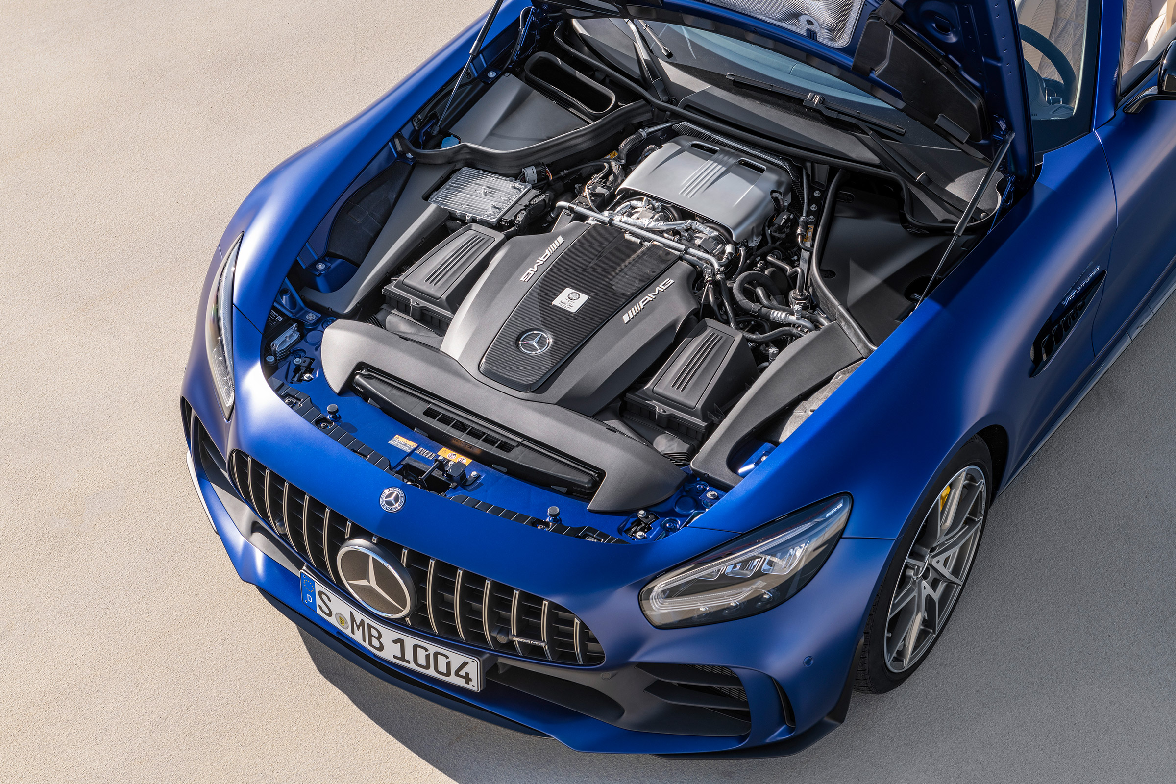 Mercedes-AMG GT R Roadster engine