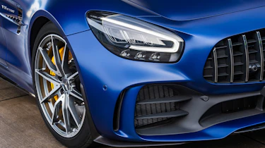 Mercedes-AMG GT R Roadster LED headlights