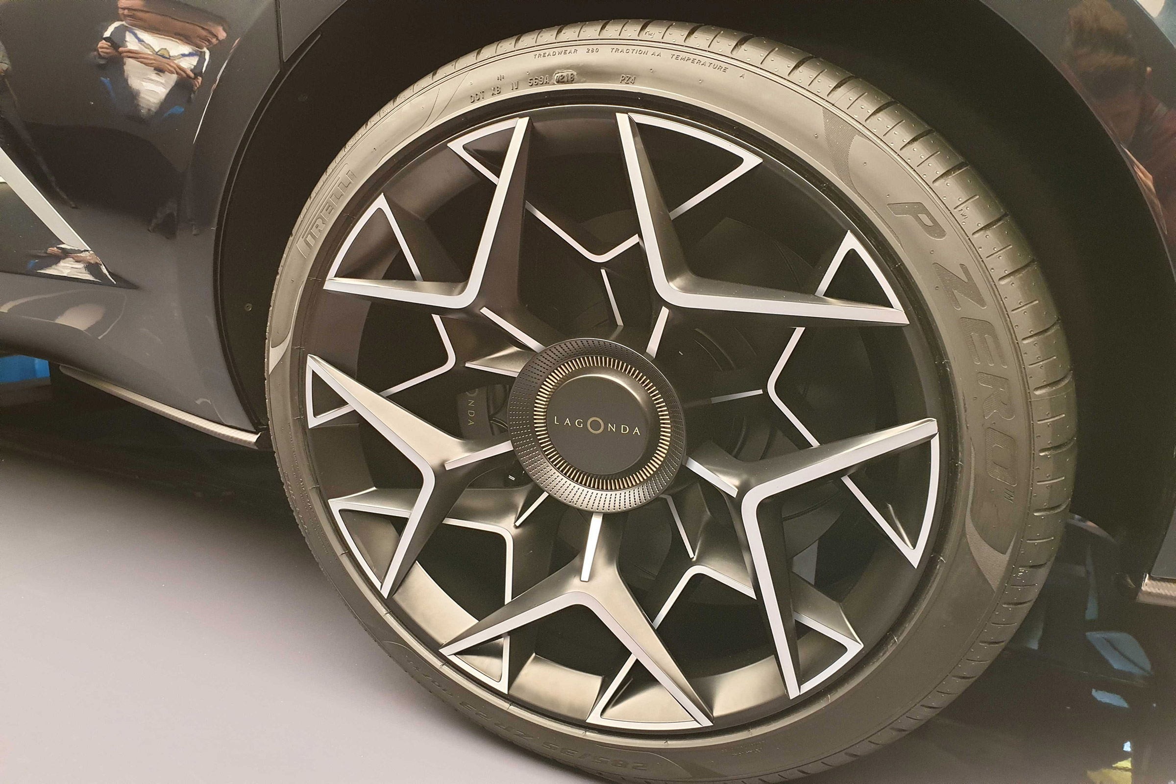 Lagonda All-Terrain SUV concept Geneva wheel
