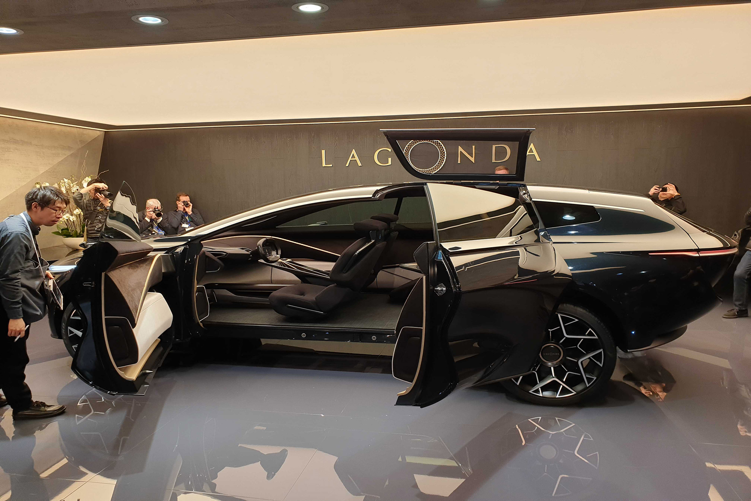 Lagonda All-Terrain SUV concept Geneva side profile doors open