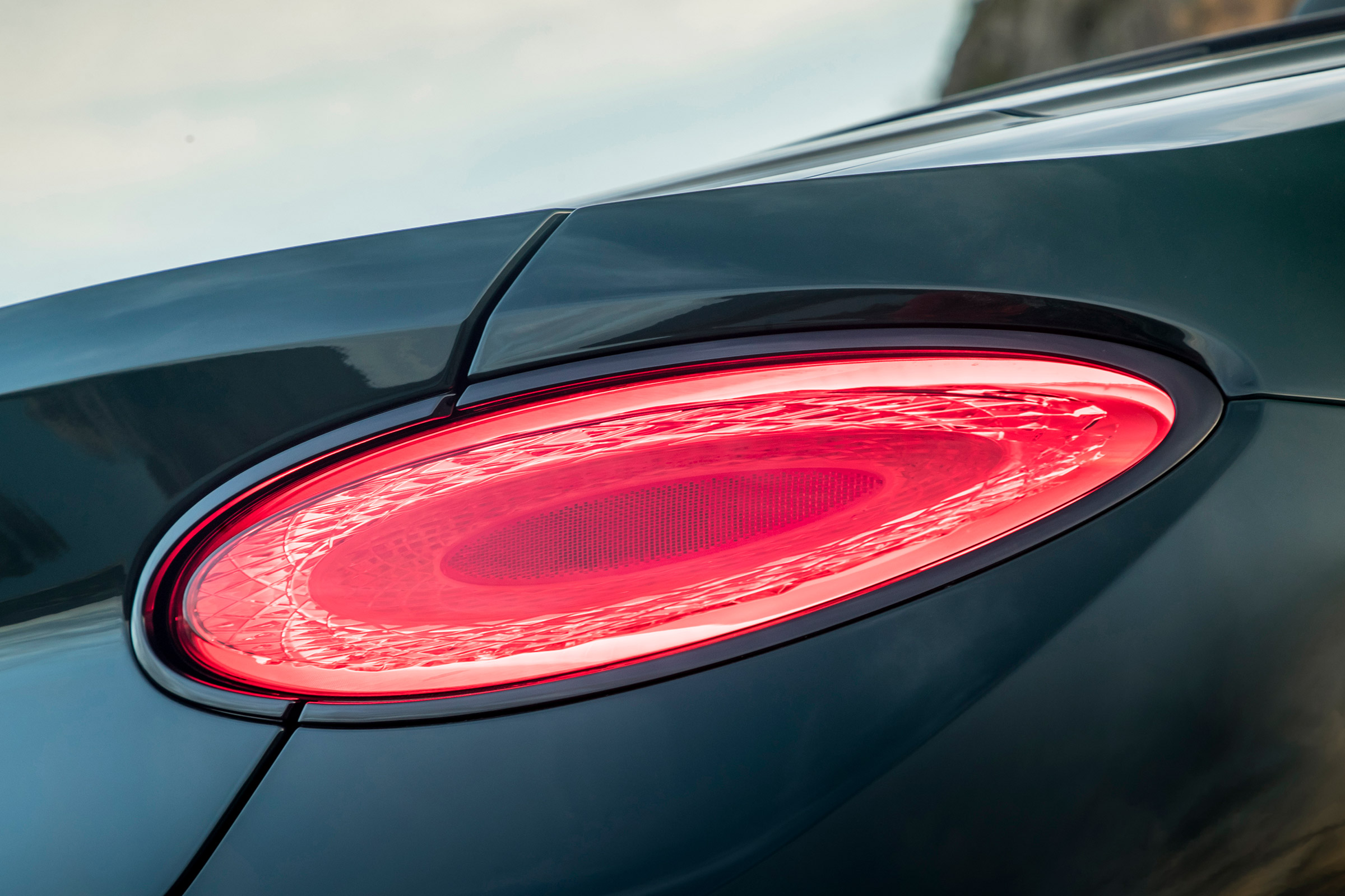 Bentley Continental GT Convertible rear light