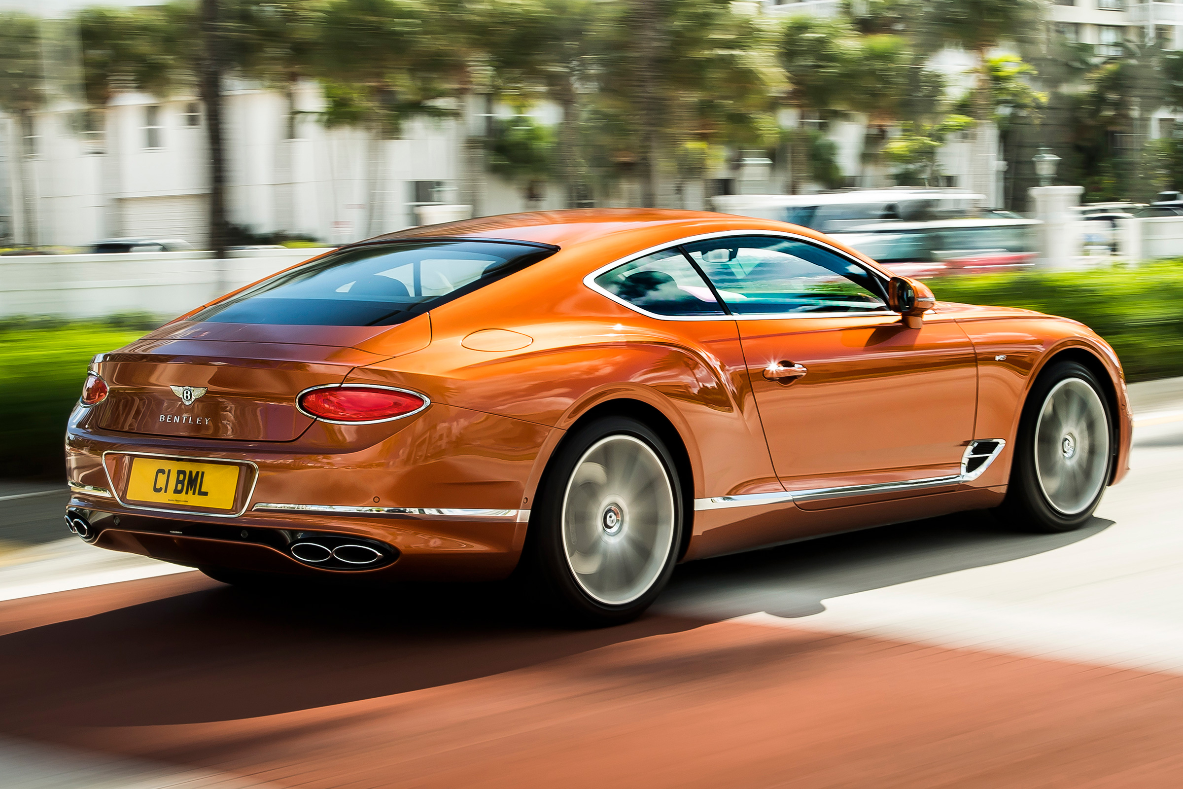 Bentley Continental GT V8 rear tracking