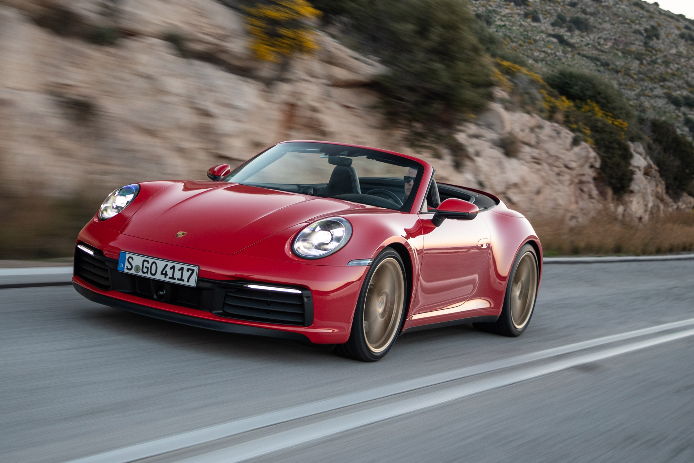 Porsche 911 Cabriolet 2019 tracking 3