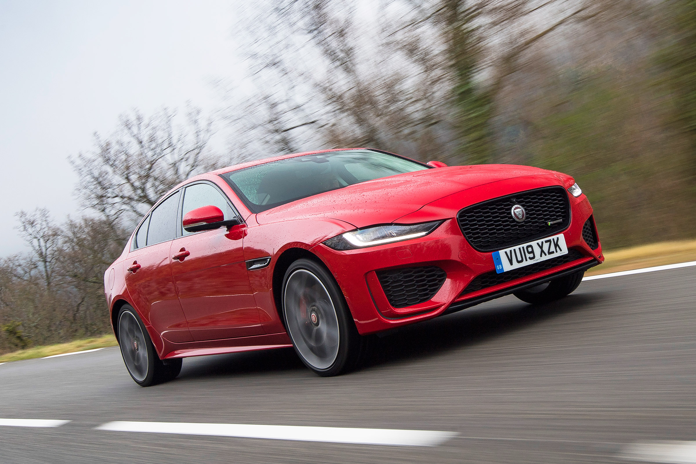 Jaguar XE driving pic