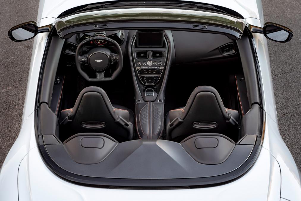 Aston Martin DBS Superleggera Volante - interior