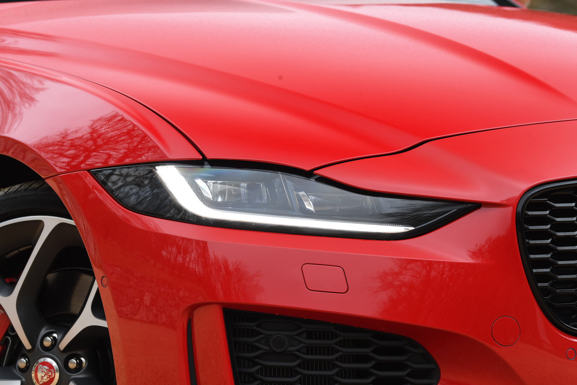 Jaguar XE saloon headlights