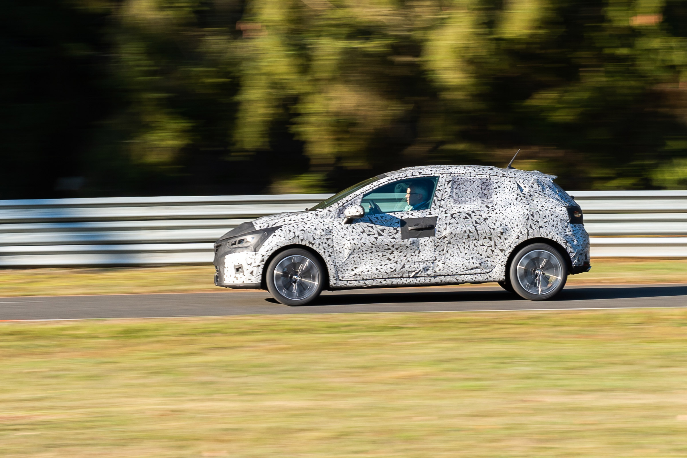 Renault Clio prototype review side on