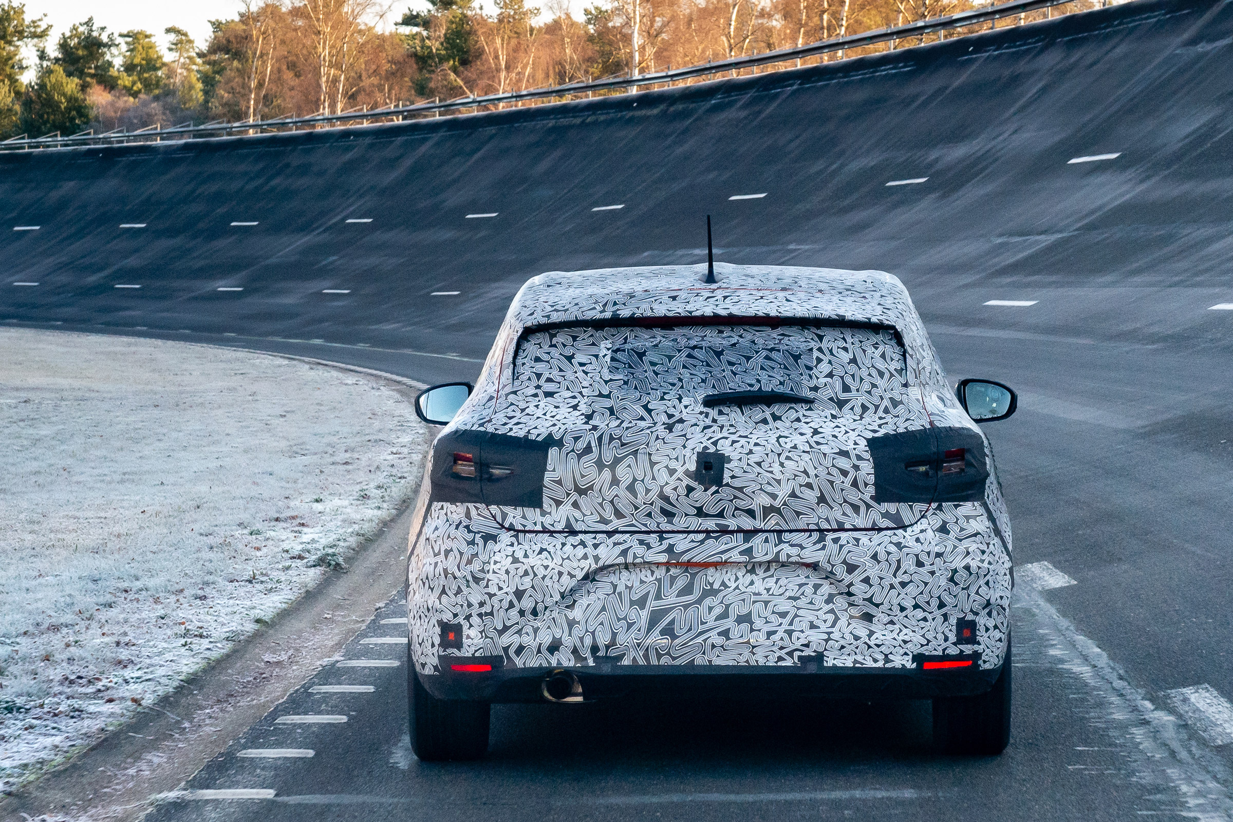 Renault Clio prototype review rear