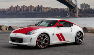 Nissan 370Z 50th Anniversary Edition - front quarter